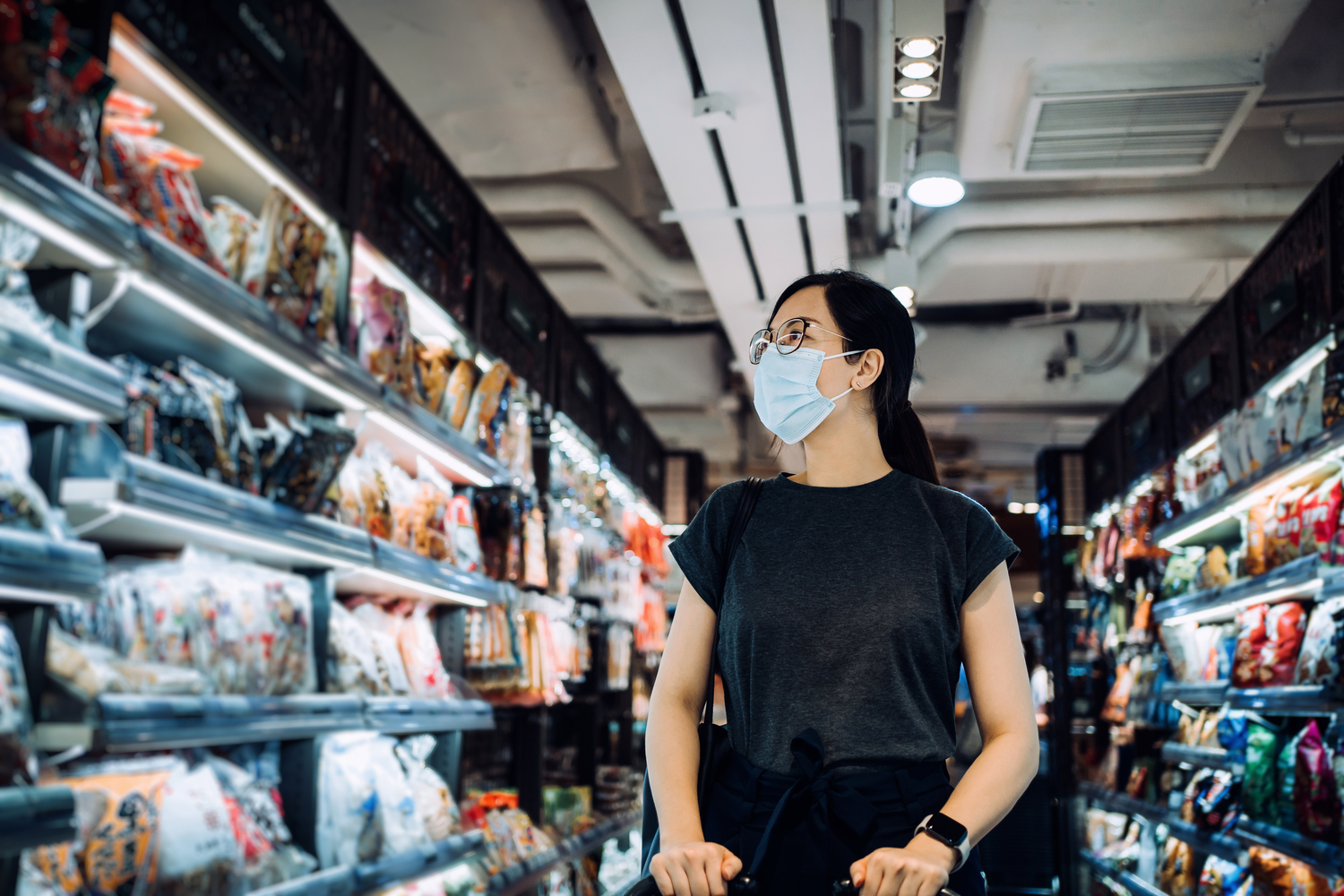 compradora tapabocas